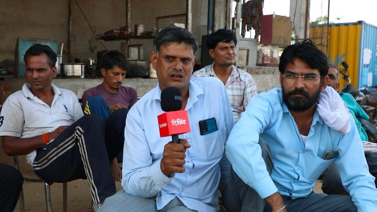 Group of truckers at Shahpura. Between Dausa and Jaipur | Mohd Hammad, ThePrint