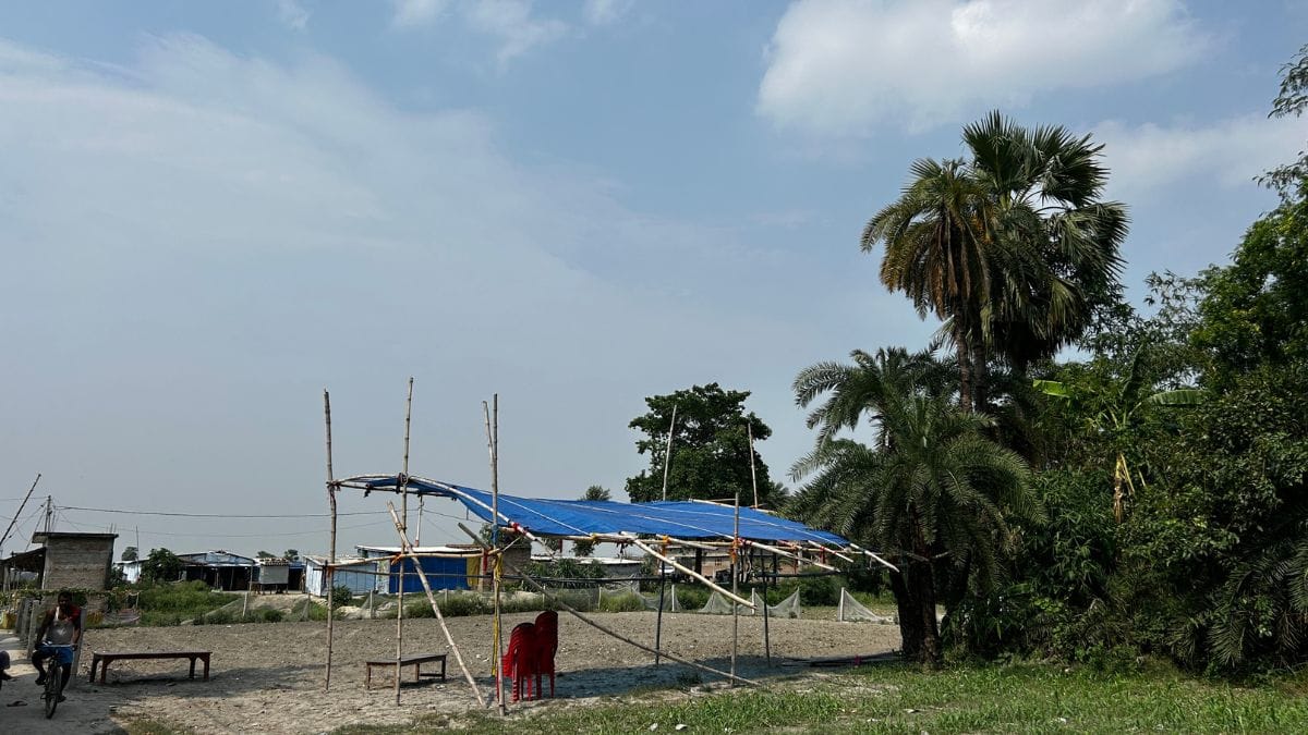 A makeshift tent set up near Urmila's home to host political leaders arriving with their entourages | Jyoti Yadav, ThePrint