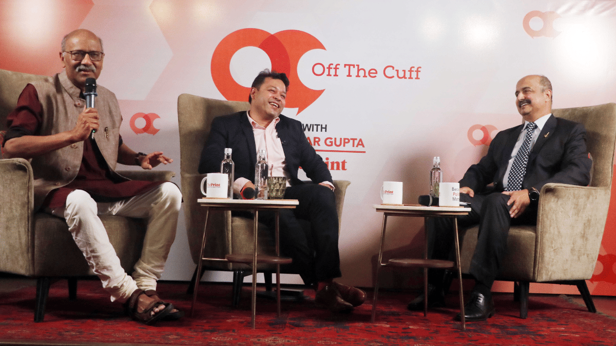 From left to right: ThePrint’s Editor-in-Chief Shekhar Gupta and Deputy Editor Snehesh Alex Philip anchored the conversation with Air Chief Marshal VR Chaudhari (Retd), former IAF chief.