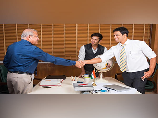 Bajaj Finance Launches 'Loan Utsav' with Exciting Rewards on Business Loans