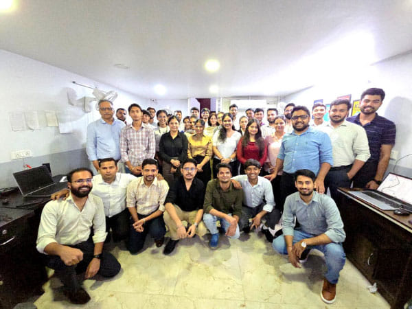 Ezyschooling Crosses 1 Million Parent Interactions, Simplifying the School Admission Journey Across India