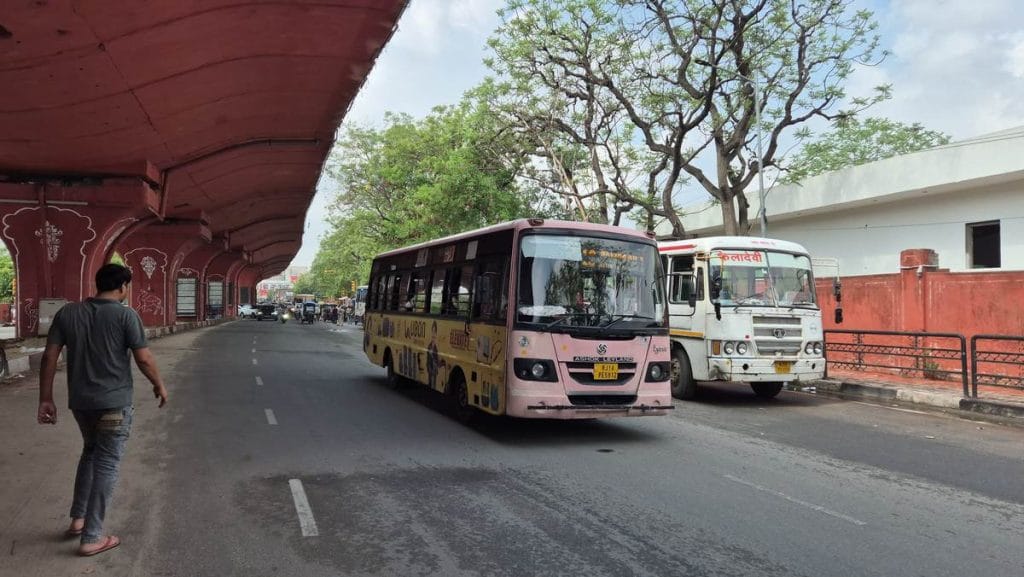 Jaipur bus
