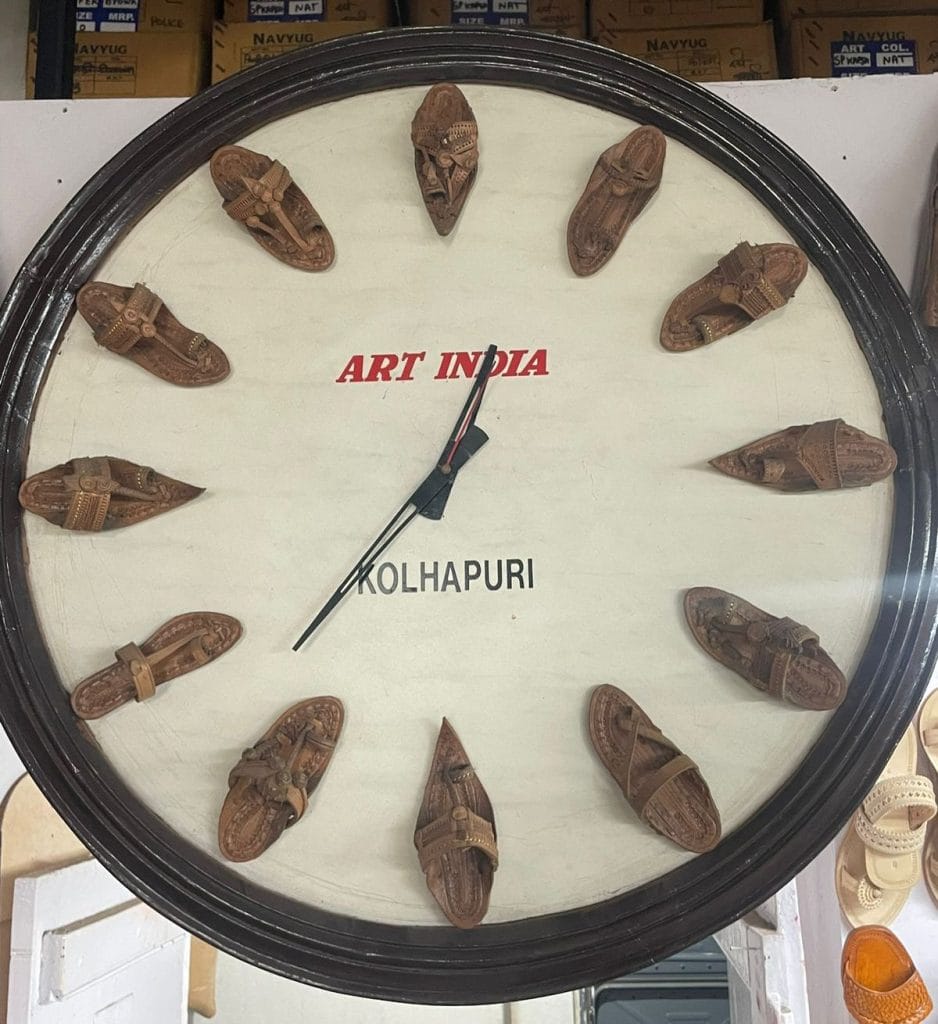 Kolhapuri clock