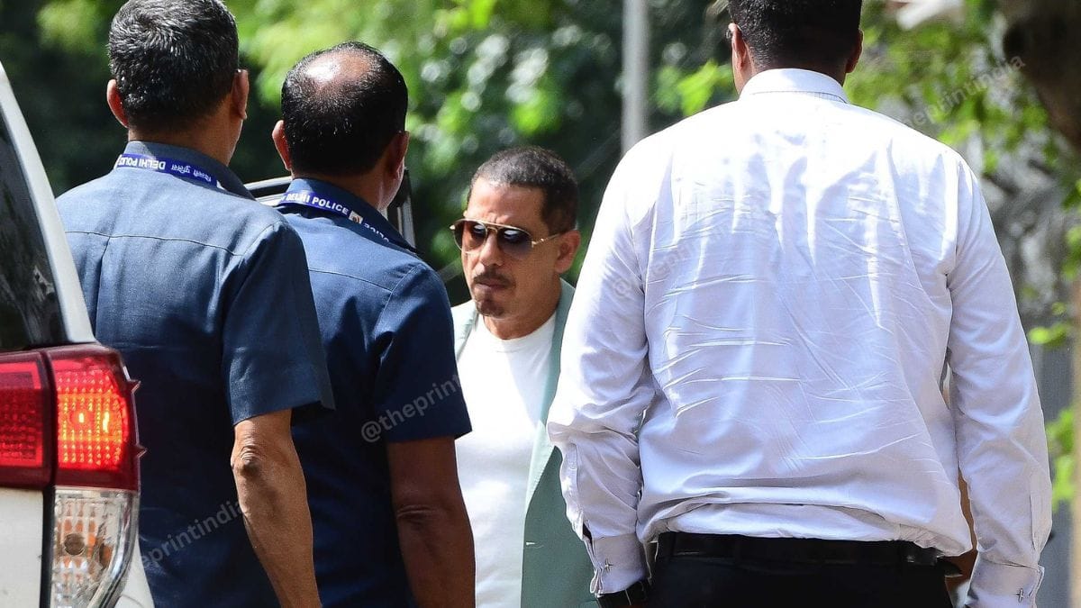 Congress MP Priyanka Gandhi's husband Robert Vadra at Enforcement Directorate office in New Delhi for questioning | Suraj Singh Bisht
