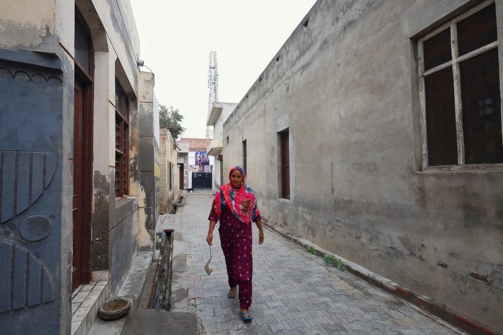 Dalit women farmers' movement 