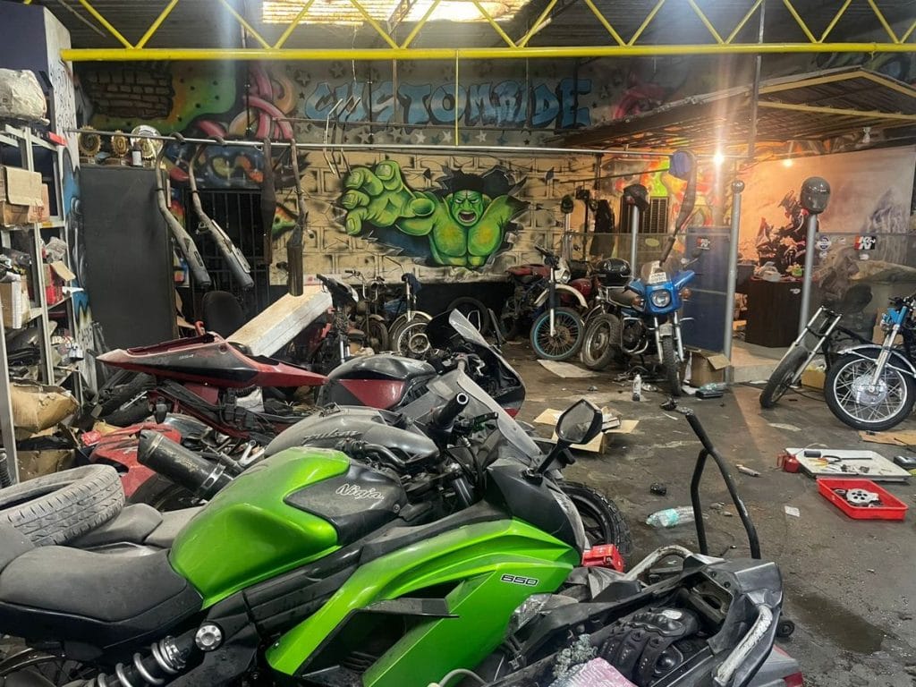 Bengaluru bike garage