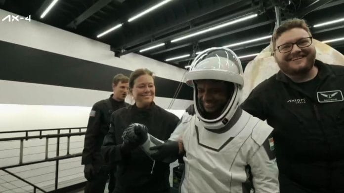 Shubhanshu Shukla comes out of the Dragon capsule | X: @SpaceX