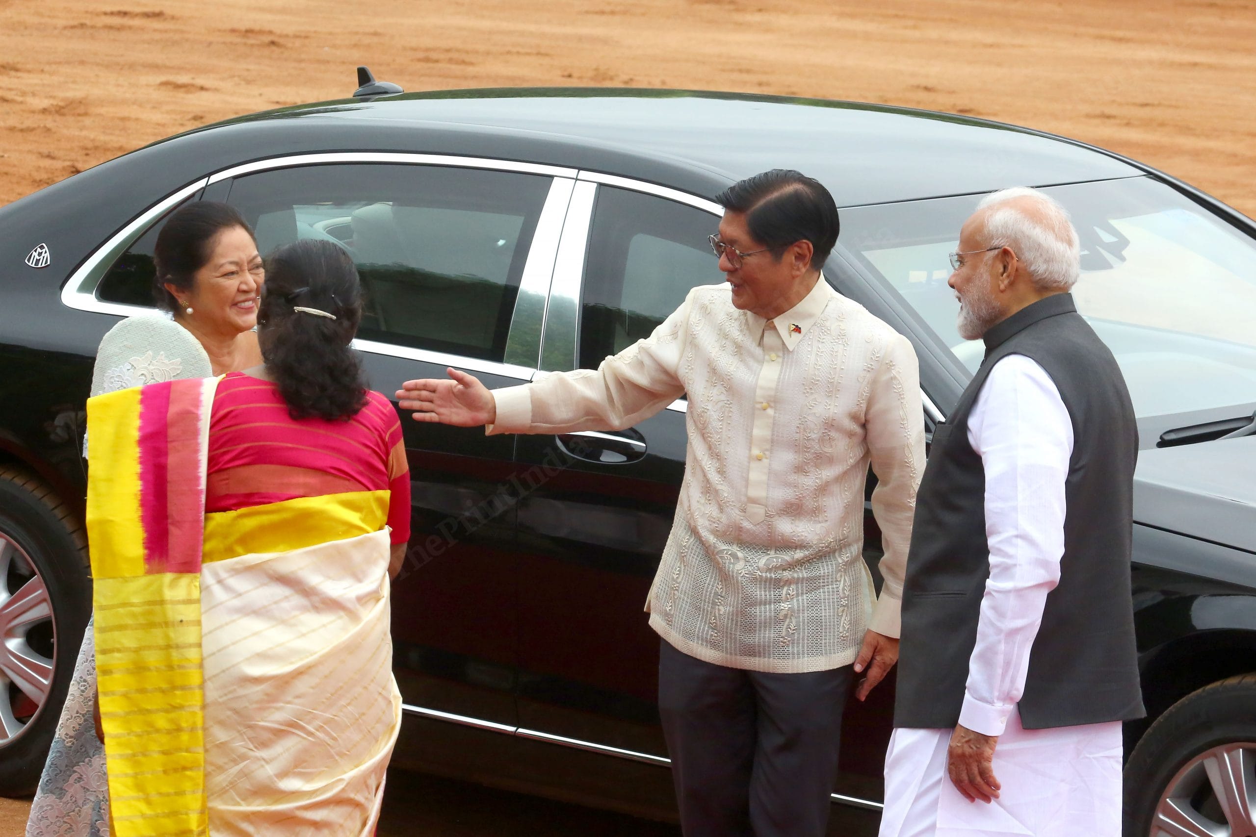 Ferdinand Romualdez Marcos Jr., President of the Republic of Philippines, with first lady Louise Marcos recives by Indian President Droupadi Murmu, and PM Narendra Modi at Rashtrapati Bhawan | Praveen Jain | ThePrint