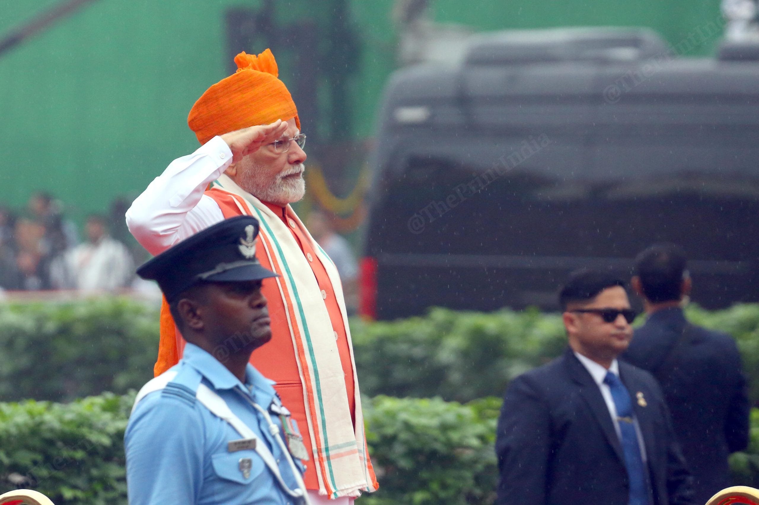 Modi receiving the Guard of Honour presented by 128 personnel from National Flag Guard, IAF, Army, Navy & Delhi Police | Praveen Jain | ThePrint 