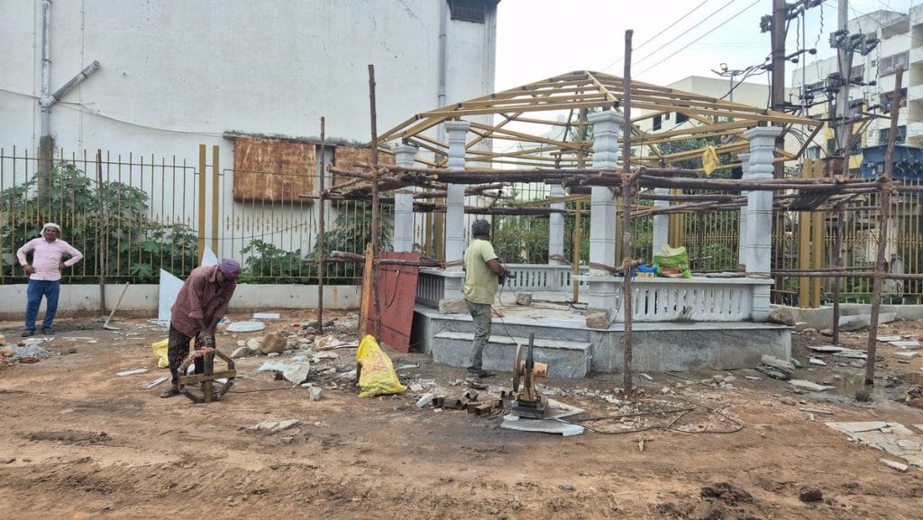 A gazebo for visitors under construction at Bathukamma Kunta lake | Photo: Shubhangi Misra | ThePrint