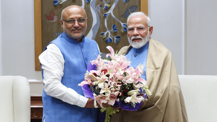 PM Modi with Maharashtra Governor CP Radhakrishnan | X\@PMOIndia