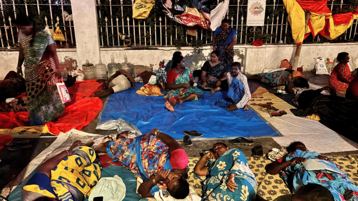 At least 1,000 sanitation workers in Chennai under the National Urban Livelihoods Mission have refused to report to duty | By special arrangement