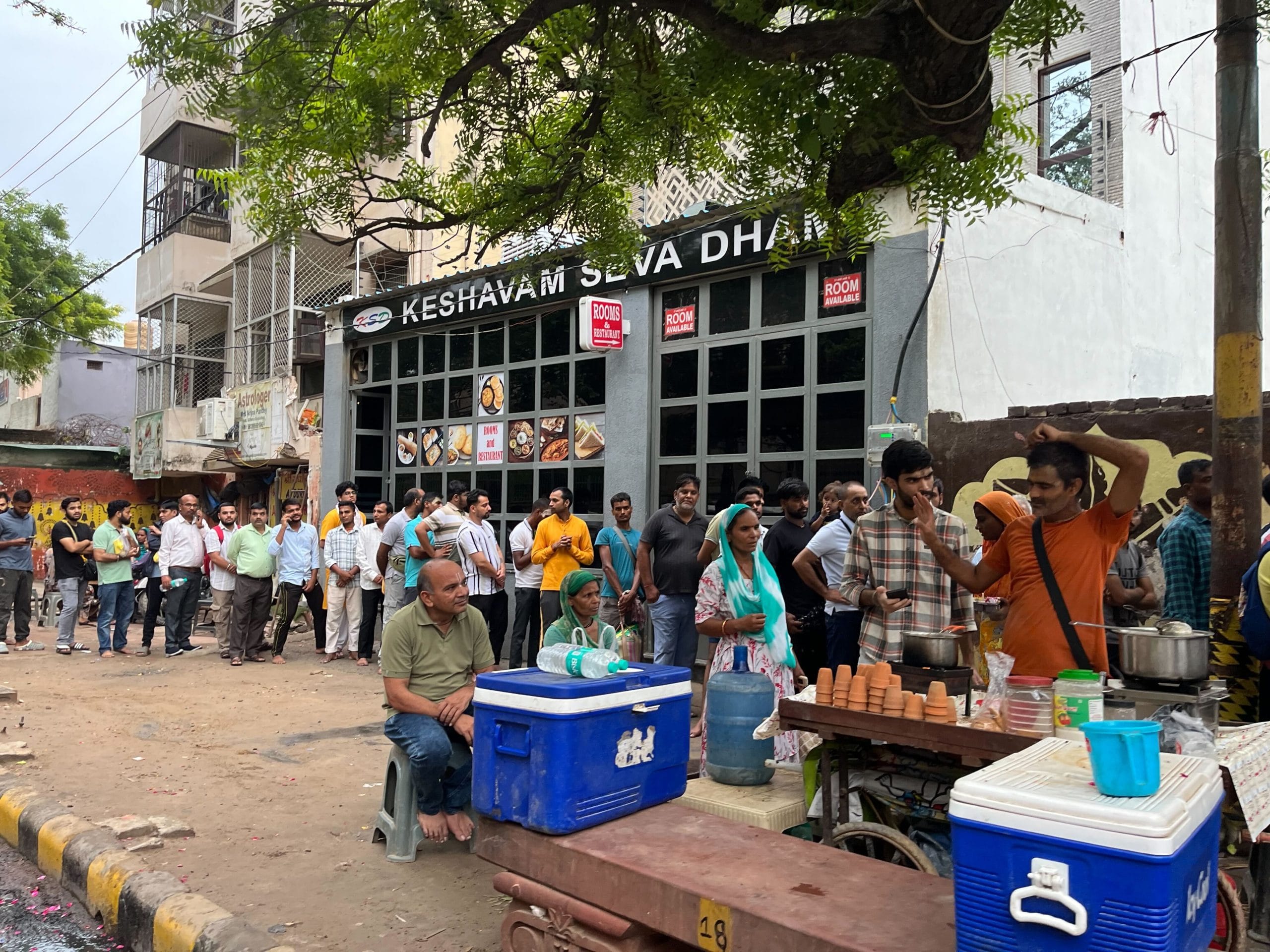 People waiting in line to see Premanand Maharaj in Ekantik Vartalap. Nootan Sharma, ThePrint