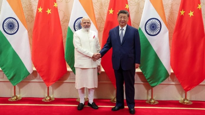PM Narendra Modi and Chinese President Xi Jinping shaking hands ahead of bilateral meet on sidelines of SCO Summit in Tianjin on 31 August, 2025 | X @narendramodi