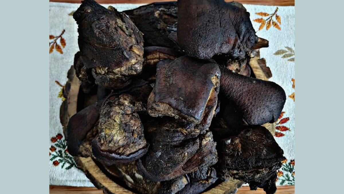 Naga's traditional smoked pork | Photo: @bobtribalkitchen/Instagram