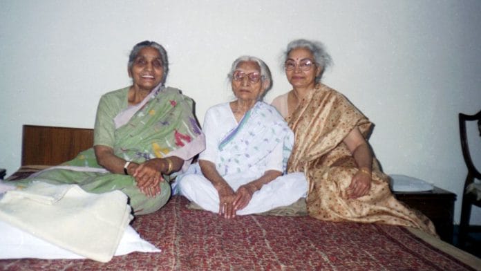 (From left) Subhadra Khosla, Satyavati, and Nirmal Kant - the omen freedom fighters who raised the flag inside the Lahore women's jail, 1942 | Photo: Sagari Chhabra, 1998