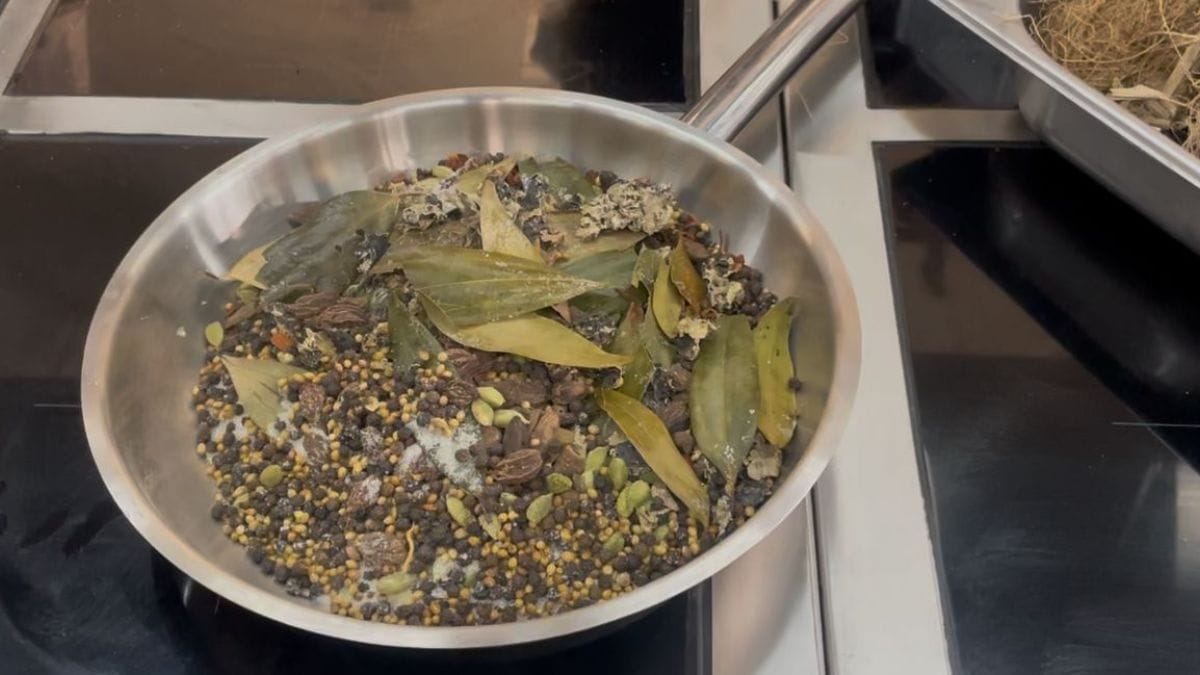 Ranveer Brar made his 12-ingredient spice mix as part of the workshop | Triya Gulati, ThePrint