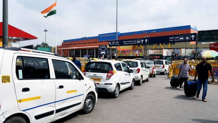 Representational image of Uber taxis outside the New Delhi railway station | ANI/R Raveendran