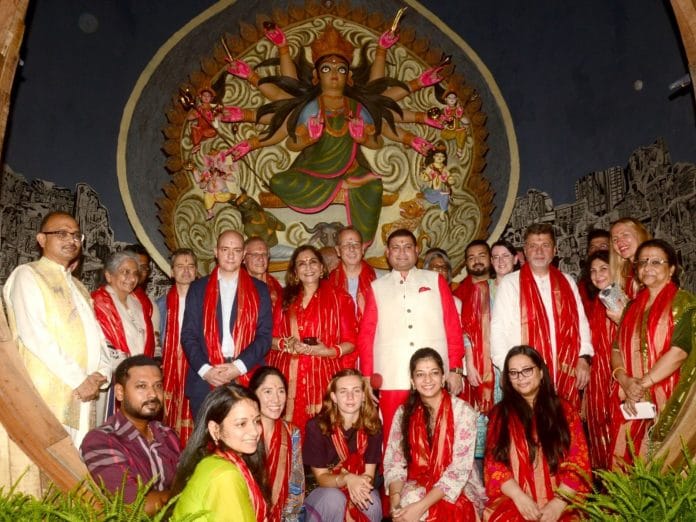 Foreign diplomats connect with the soul of North Kolkata at Chaltabagan Durga Puja