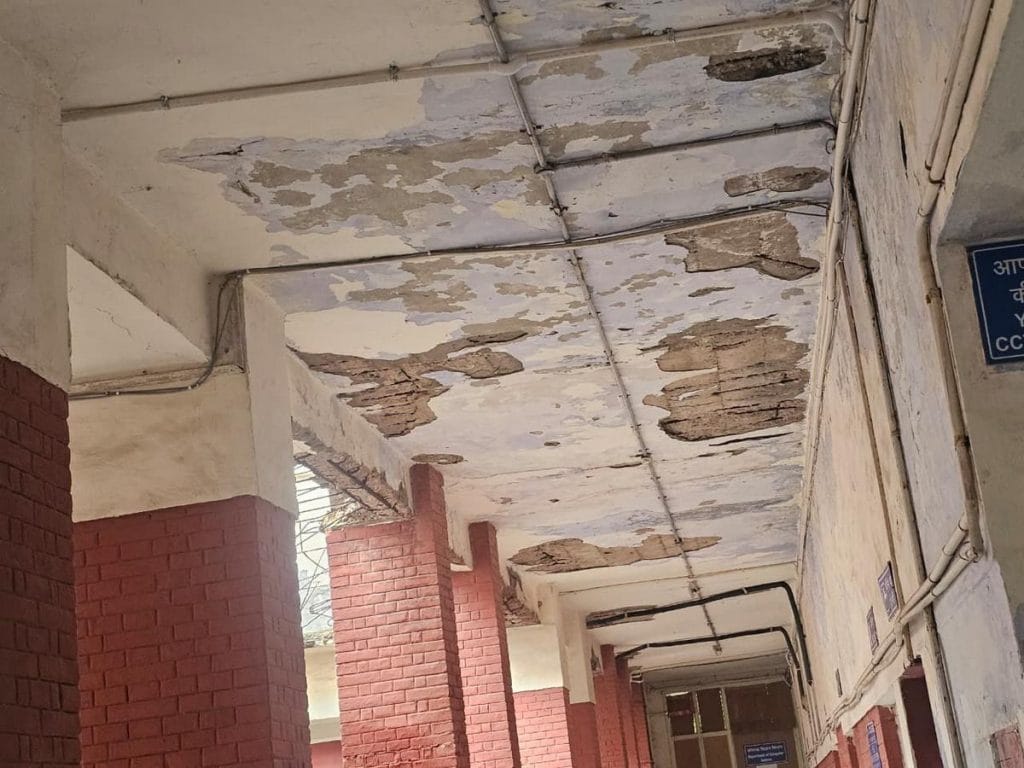 DU crumbling infrastructure 