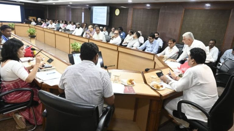 A minister attended a meeting of the Delhi Animal Welfare Board for the first time. Key takeaways