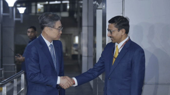 Gouranglal Das (R) | X\@IndiainROK