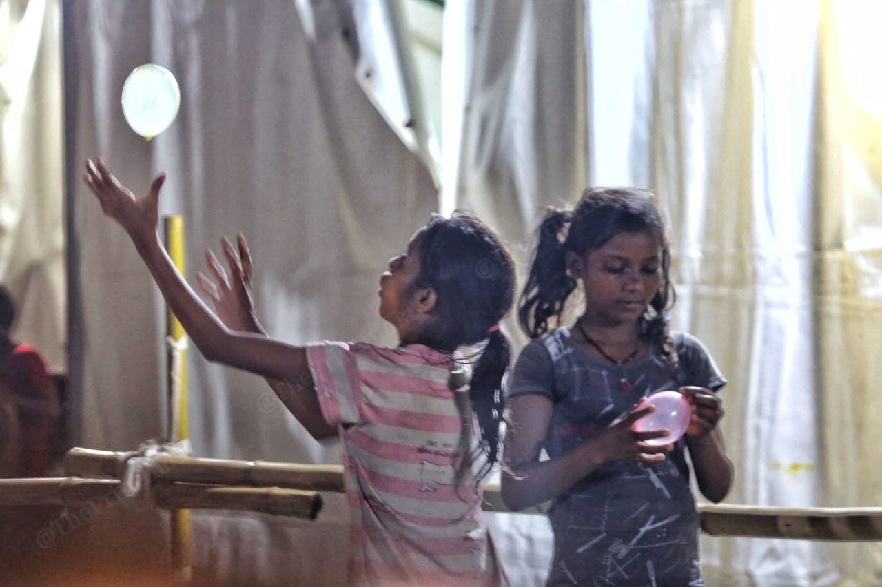 Childrens playing with the balloons | Praveen jain | ThePrint.