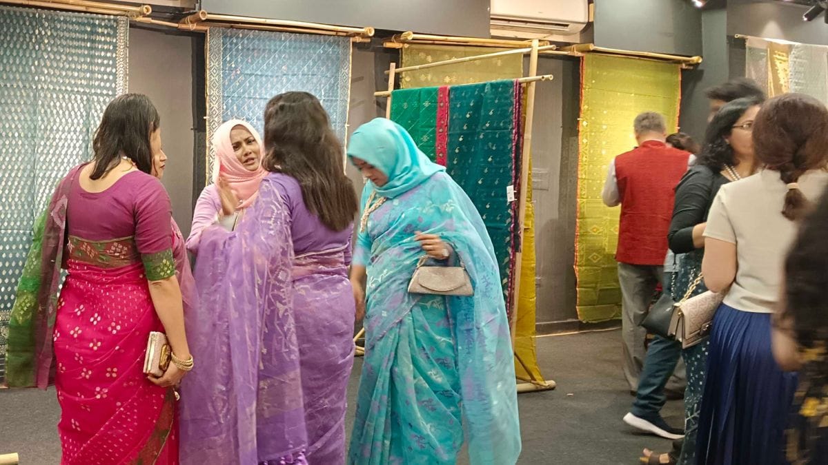 Many women turned up at the event wearing beautiful Jamdani saris | Almina Khatoon, ThePrint