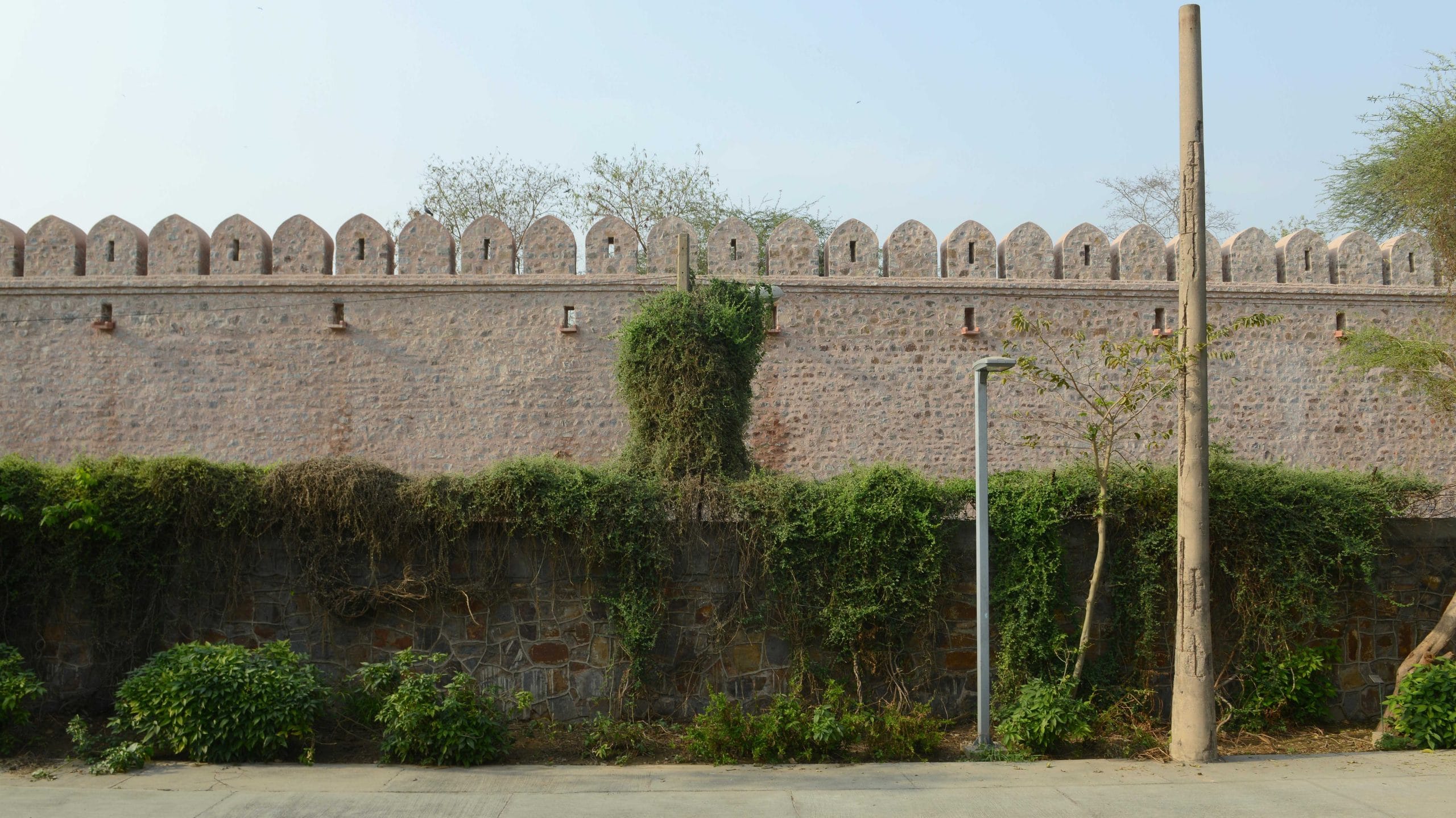 The Serai as it stands today with the boundary wall separating it from the Sunder Nursery | Photo: AKTC