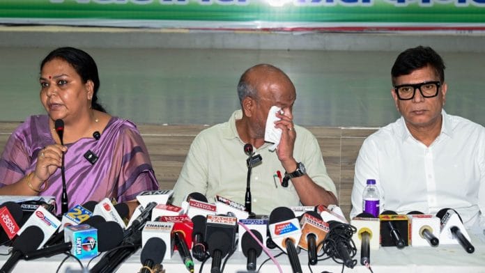 Bihar Congress chief Rajesh Kumar (centre) broke down during press interaction at Sadaqat Ashram in Patna on 7 October, 2025 | ANI
