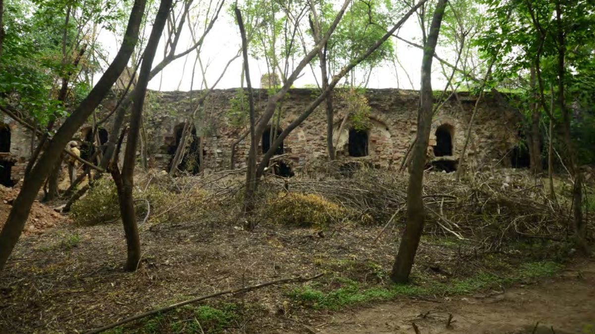 Azimganj serai in 2010 before any conservation was carried out | Photo: AKTC