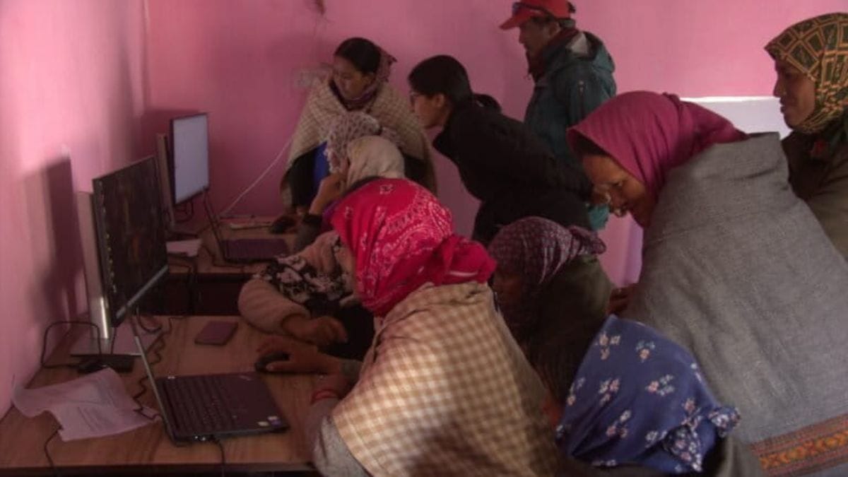 Women from Kibber village analyse and tag more than 800,000 camera trap photographs collected during the Himachal Pradesh snow leopard survey. Image courtesy of the Nature Conservation Foundation and Himachal Pradesh Forest Department.