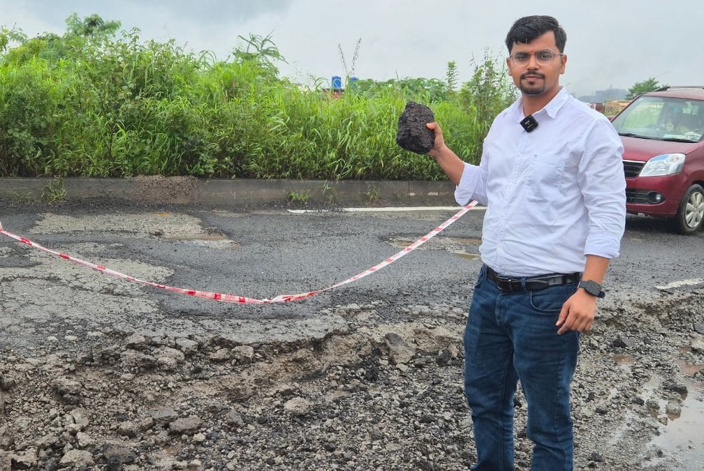 Chaitanya Usha Laxman Patil, a social worker generates awareness about the poor condition of the NH 66 which has led to multiple deaths on the highway | Photo: Shubhangi Misra, ThePrint
