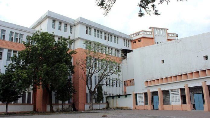 Districts like Bhopal, Gwalior, Indore, and Vidisha reported the highest number of cases. Most of the children were admitted to Gandhi Medical College in Bhopal | Wikimedia Commons