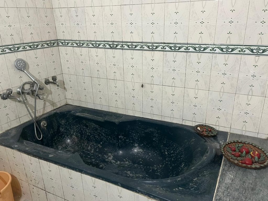 Couples hotel in delhi