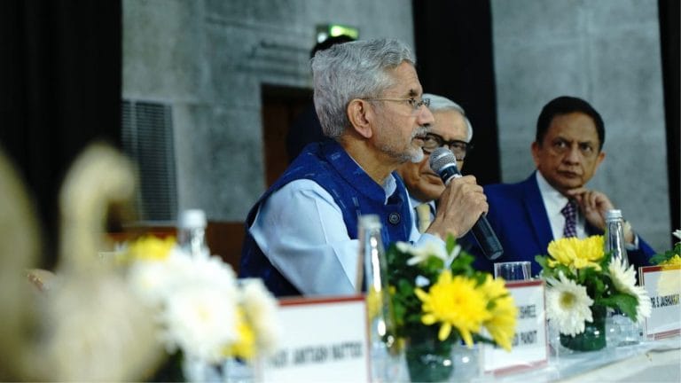 SubscriberWrites: The World Loves India. Does It Love Indians?