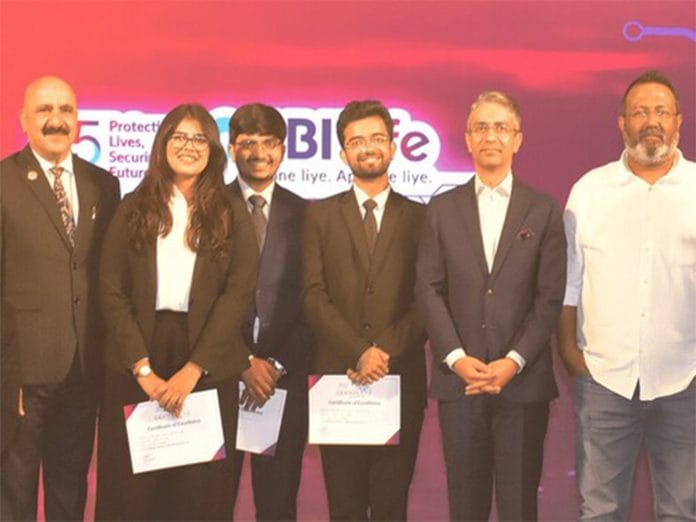 Pritish Wadhwa, Stuti Rajesh Shah, and Eshan Sharma from SPJIMR, Mumbai, bagged the 'SBI Life's IdeationX 2.0 National Champion' title
