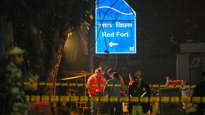 Investigators at site of explosion near Red Fort on 10 November, 2025 | ThePrint/Suraj Singh Bisht