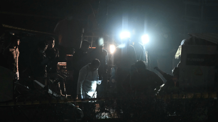 Police, forensic experts at the blast site near Red Fort Metro station | Suraj Singh Bisht | ThePrint