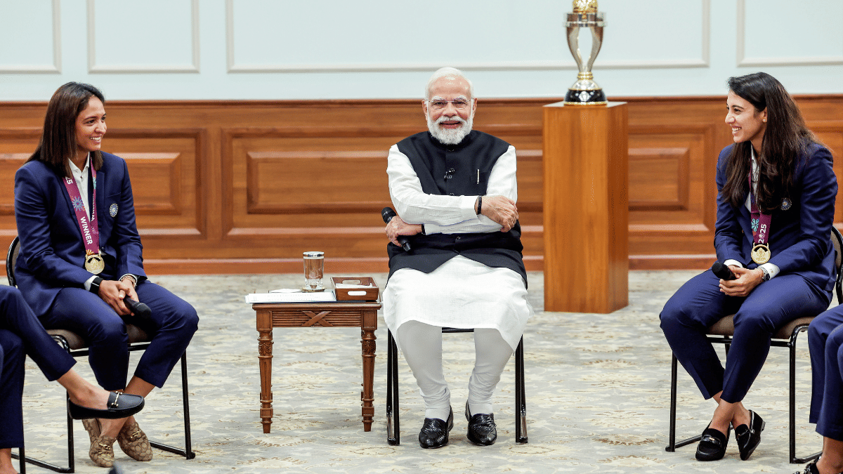 Captain Harmanpreet Kaur and her deputy Smriti Mandhana meet Prime Minister Narendra Modi after the victory. | Picture: ANI