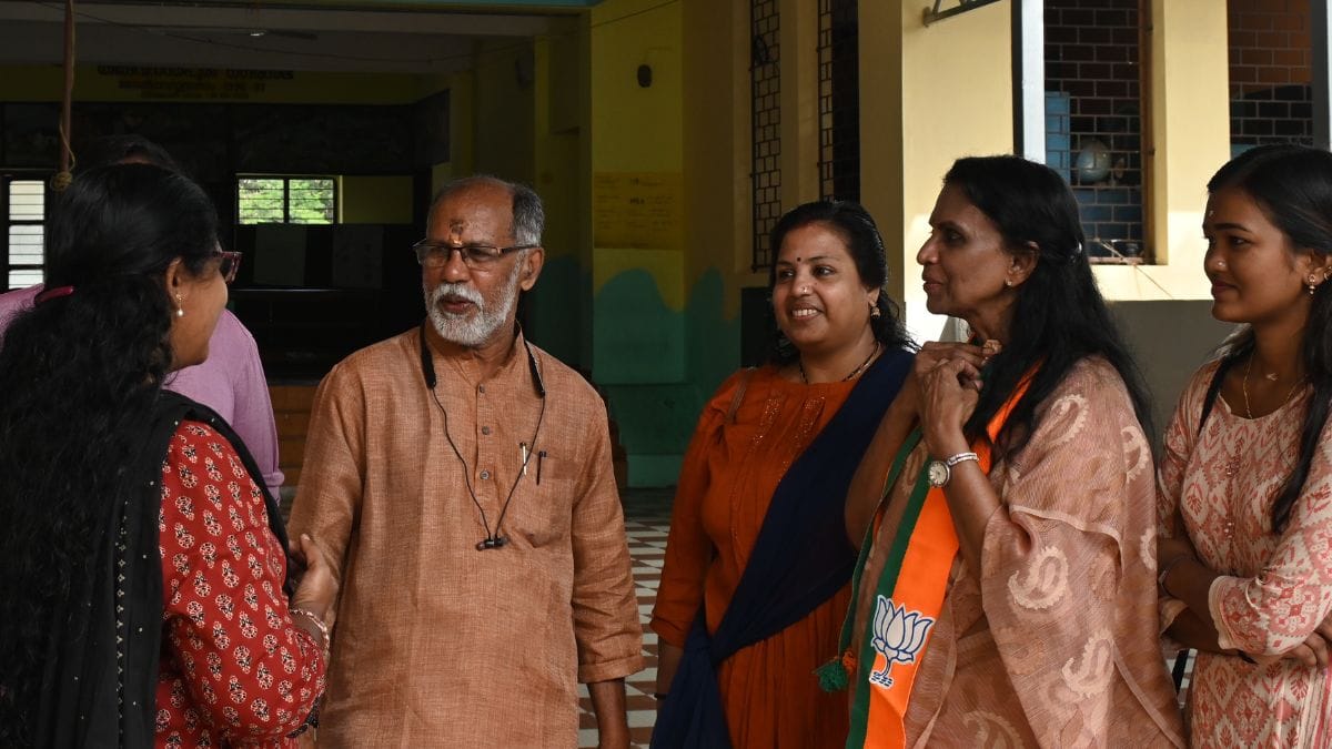 Sreelekha during a conversation with community members | Aneesa PA | ThePrint
