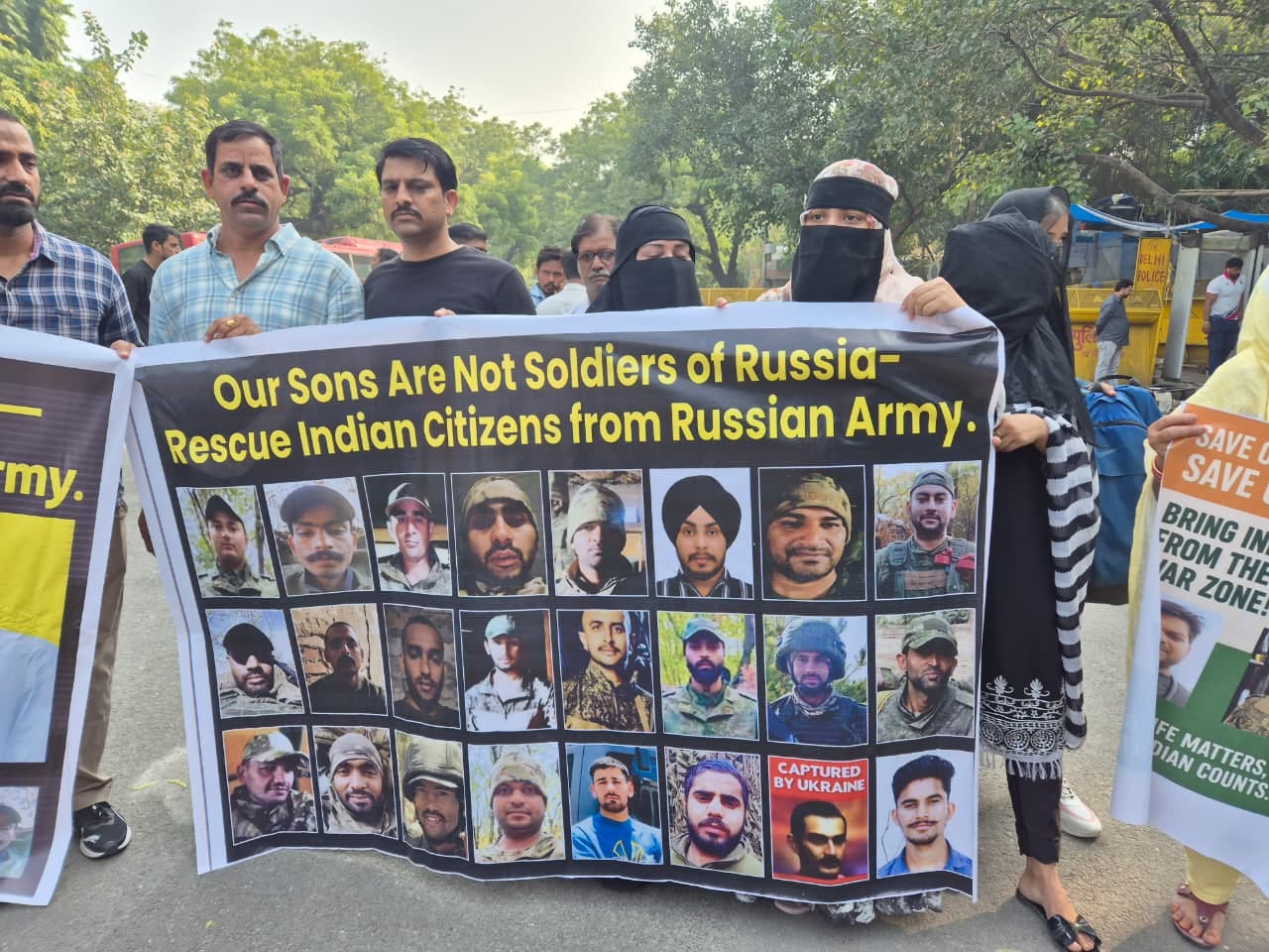 27 families from all over the country—Maharashtra, Rajasthan, Telangana, Haryana, Punjab—gathered at the protest site. | Shubhangi Misra | ThePrint