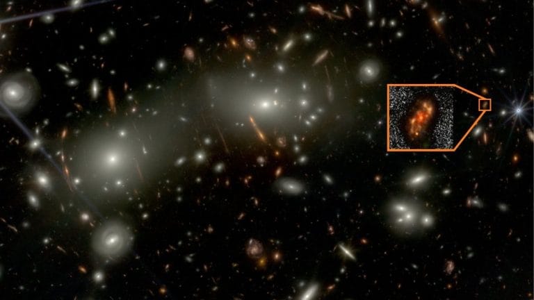 How did ancient galaxy Alaknanda get spiral arms?