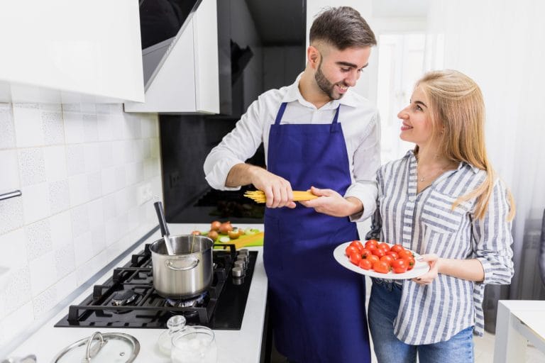 How to Select the Right Kitchen Appliances for a New Home