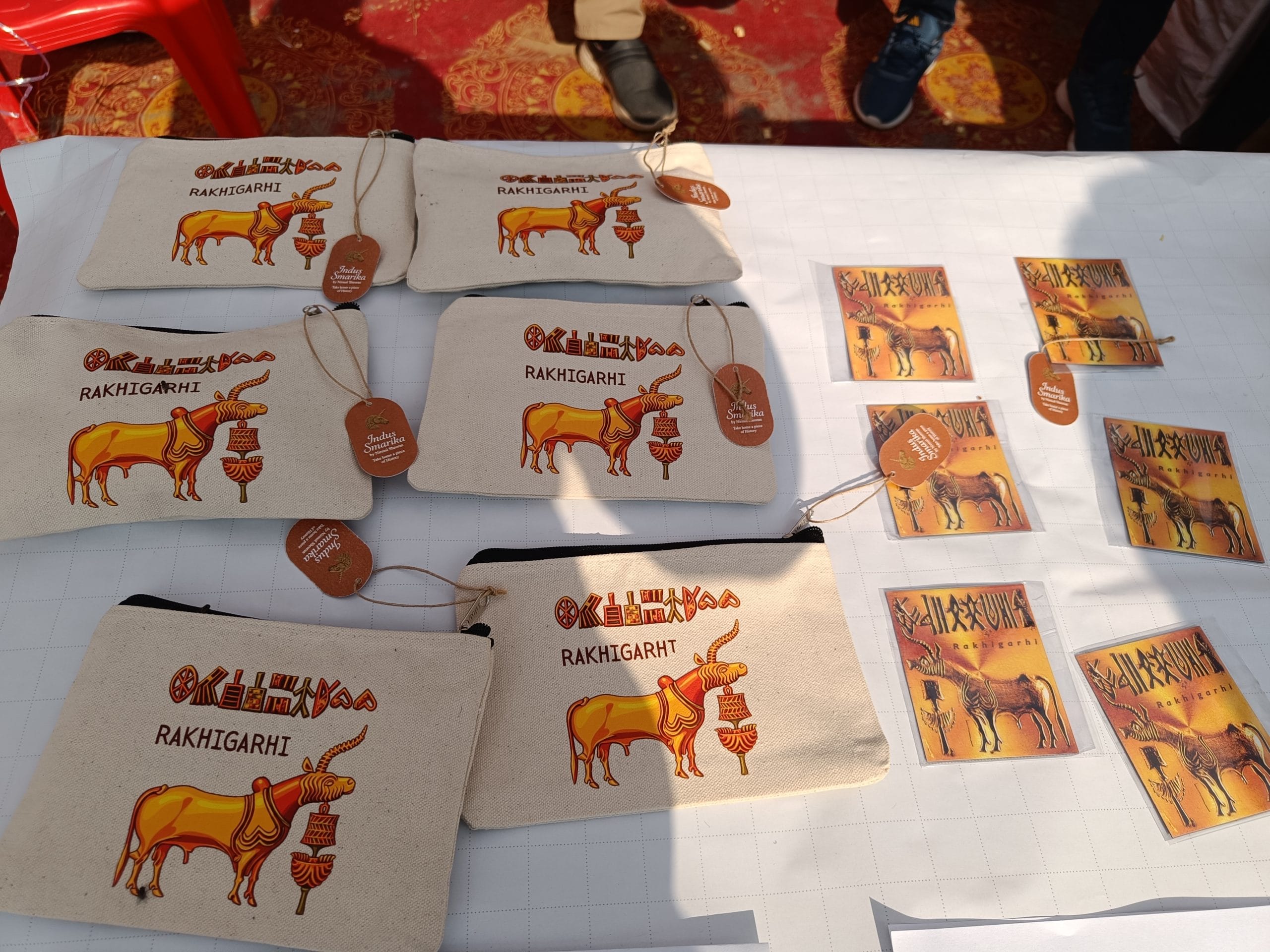 हड़प्पा मुहर वाले बैग | फोटो: कृष्ण मुरारी/दिप्रिंट