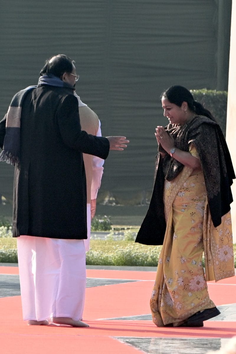 CM Rekha Gupta with former VP M. Venkaiah Naidu | Suraj Singh Bisht | Print