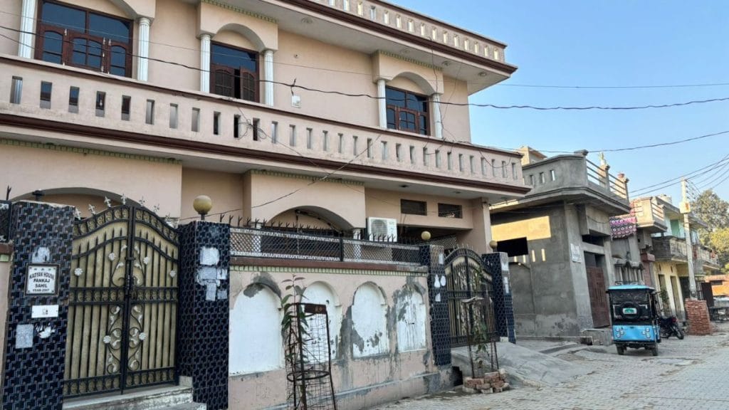 सिवाह में पूनम का घर | फोटो: समृद्धि तिवारी/दिप्रिंट