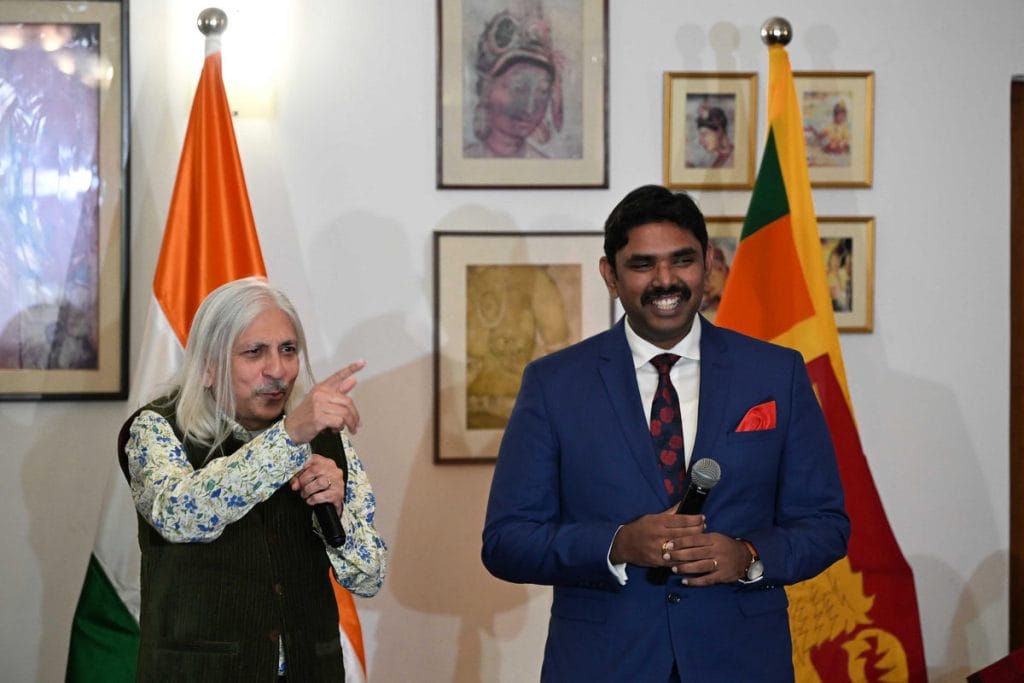 Sri lanka magnets book