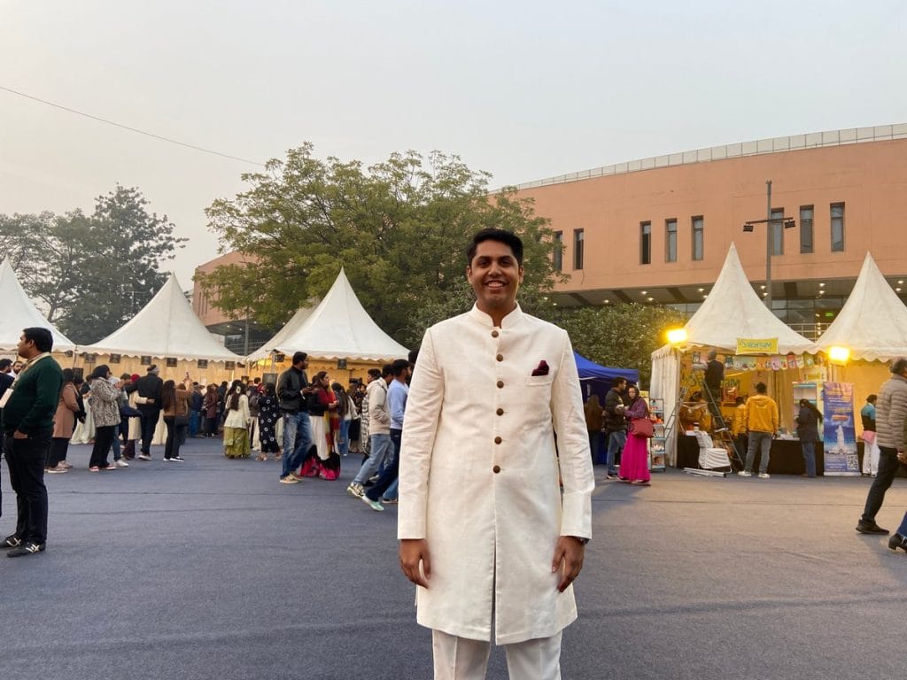 ‘भजन क्लबिंग सूफी नाइट्स के लिए एक जवाब और दोस्ताना मुकाबला बनेगा,’ कार्यक्रम के 25 साल के आयोजक निकुंज गुप्ता ने कहा | फोटो: अनु वर्मा/दिप्रिंट