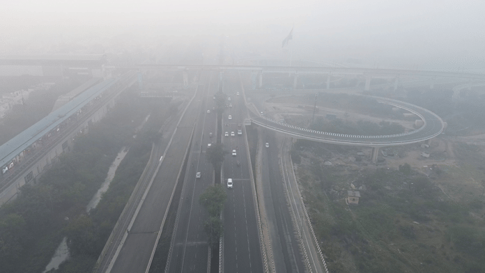 A drone visual shows Mayur Vihar-1 area as the Air Quality Index (AQI) remains in ‘Very Poor’ category, as per the Central Pollution Control Board (CPCB), in New Delhi on Wednesday, 17 December | ANI